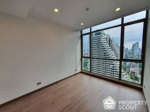 2-BR Condo at Supalai Oriental Sukhumvit 39 near MRT Phetchaburi (ID 513856)