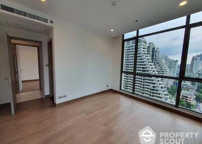 2-BR Condo at Supalai Oriental Sukhumvit 39 near MRT Phetchaburi (ID 513856)