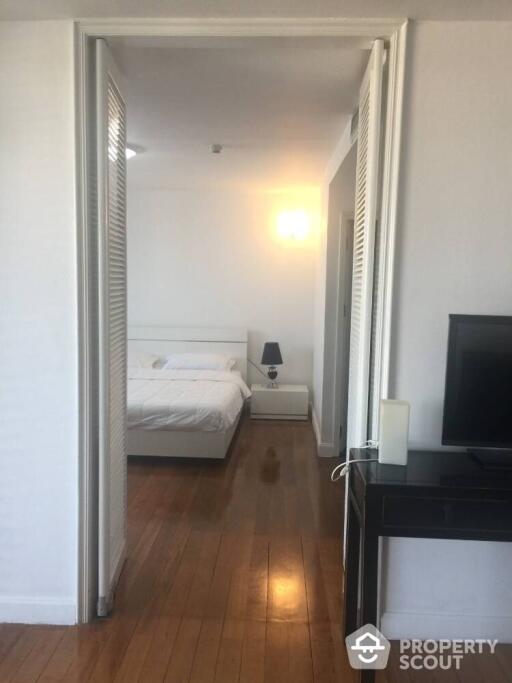 2-BR Condo at Fragrant 71 Condominium near BTS Phra Khanong