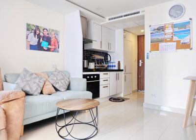 2 Bedrooms bedroom Condo in Grand Avenue Residence Pattaya