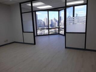 For Rent Bangkok Office Rama 4 BTS Thong Lo Khlong Toei