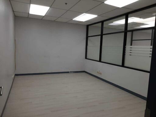 For Rent Bangkok Office Rama 4 BTS Thong Lo Khlong Toei