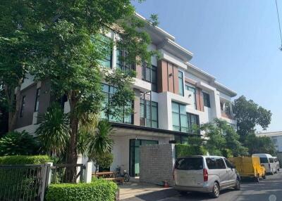 For Sale Bangkok Home Office Pradit Manutham Wang Thonglang