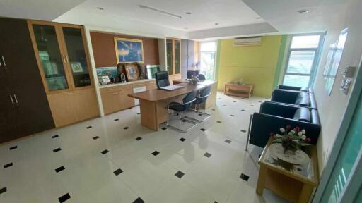 For Sale Bangkok Office Pho Kaeo Bang Kapi