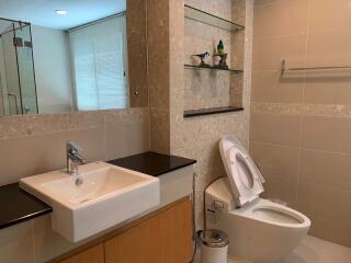 For Rent Bangkok Condo The Crest Ruamrudee Ruemrudee BTS Phloen Chit Pathum Wan