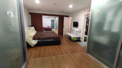 For Rent Bangkok Town House Sukhumvit BTS Phrom Phong Watthana