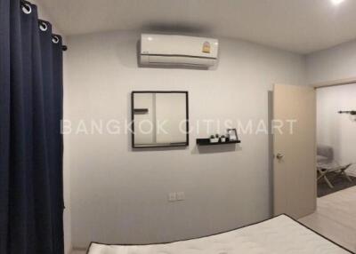 Condo at Life Pinklao for rent