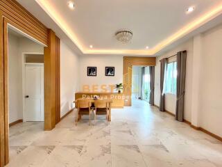 3 Bedrooms Villa / Single House in Nibbana Shade East Pattaya H011769