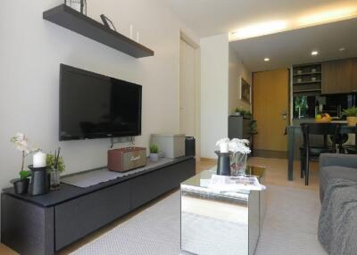 VIA 49  2 Bedroom Condo For Rent in Thonglor