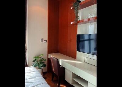 The Address 28  Modern 1 Bedroom Condo in Phrom Phong