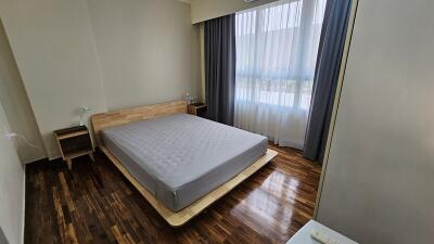 Renovated Condo Sukhumvit 13 Sale