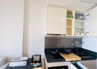 Condo for Rent at Oka Haus