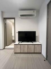 Condo for Rent at Life Asoke Hype