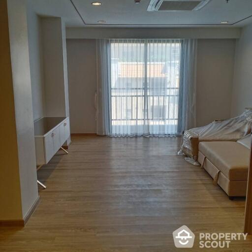 2-BR Apt. near BTS Chong Nonsi