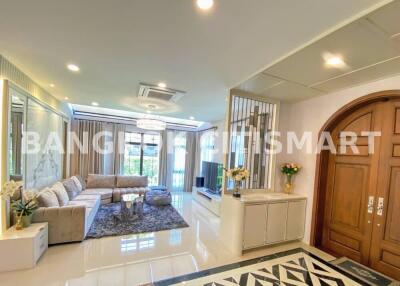 House at The Palazzo Pinklao for sale