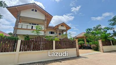 2 Storeys House with Swimming Pool