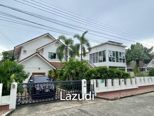 450 Sqm 6 Bed Detached house For Sale in Central Park Hillside Pattaya