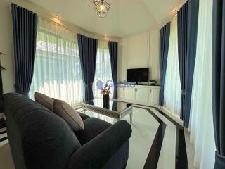 4 Bedrooms House in Nibbana Shade East Pattaya H011540