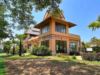 4 Bedrooms House in Nibbana Shade East Pattaya H011540