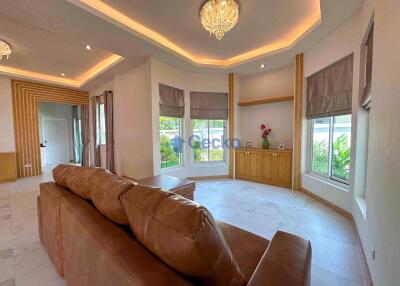 3 Bedrooms House in Nibbana Shade East Pattaya H011539