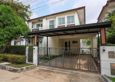 House for Sale at The Centro Onnut-Wongwaen