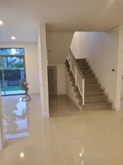 House for Sale at Perfect Place RAMA 9- KrungthepKreetha