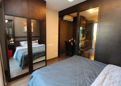 1 Bedroom condo : Himma Garden Condominium