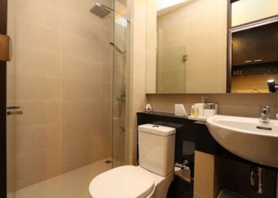 1 Bedroom condo : Himma Garden Condominium