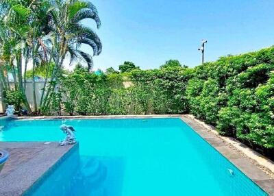 3 Bedroom Pool Villa In Huai Yai Pattaya For Sale With Tenant