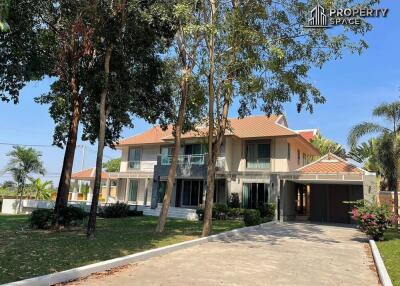 Pattaya Pet Friendly 6 Bedroom Pool Villa For Rent