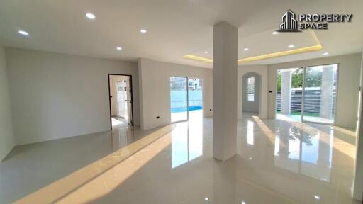 3 Bedroom Pool Villa In Suk Aim Garden Pattaya For Sale