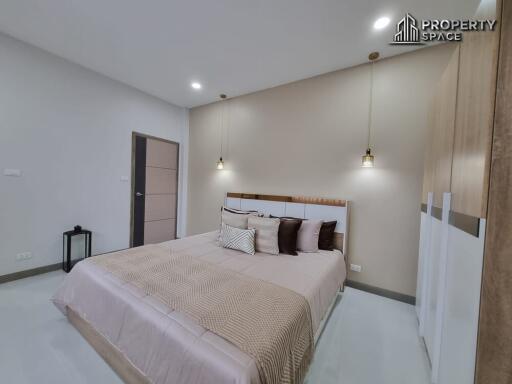 Modern Luxury 4 Bedroom Pattaya Pool Villa For Sale