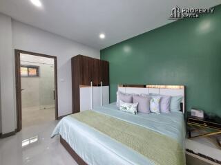 Modern Luxury 4 Bedroom Pattaya Pool Villa For Sale