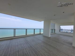 5 Bedroom Duplex In Riviera Jomtien Pattaya For Sale