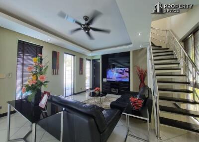 Exquisite 5 Bedroom Luxury Pattaya Pool Villa For Sale