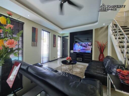 Exquisite 5 Bedroom Luxury Pattaya Pool Villa For Sale