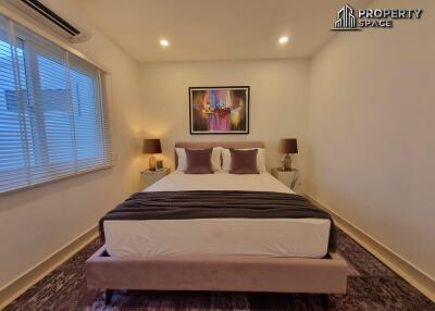 Luxury 4 Bedroom Pet Friendly Pool Villa For Rent