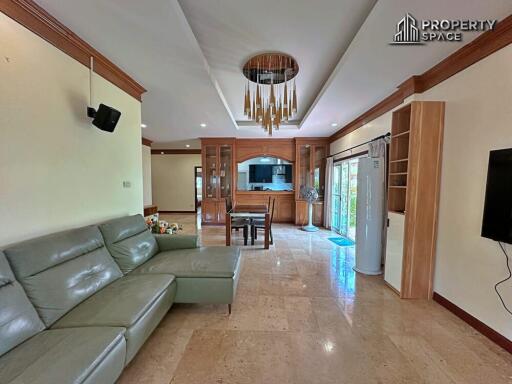 4 Bedroom Pool Villa In Supanuch Village Pattaya For Sale