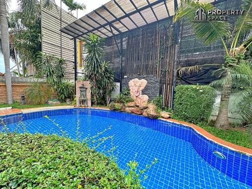 4 Bedroom Pool Villa In Supanuch Village Pattaya For Sale