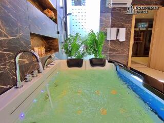 Jomtien Ultimate Luxury Pool Villa Pattaya For Sale