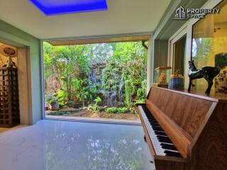 3 Bedroom Pool Villa In Silk Road Place Pattaya For Sale