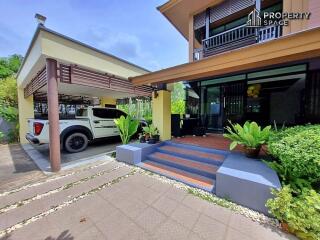 3 Bedroom Villa In The Village by Horseshoe Point For Sale