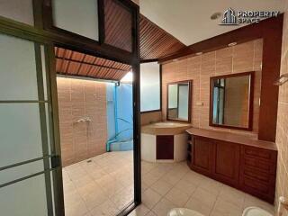 3 Bedroom Pool Villa In Mabprachan Pattaya For Sale