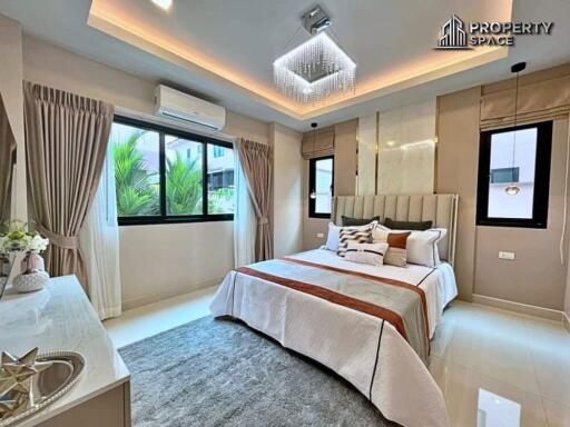4 Bedroom Pool Villa In The Lake Huay Yai For Sale
