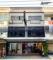 Commercial Building In Central Pattaya For Sale