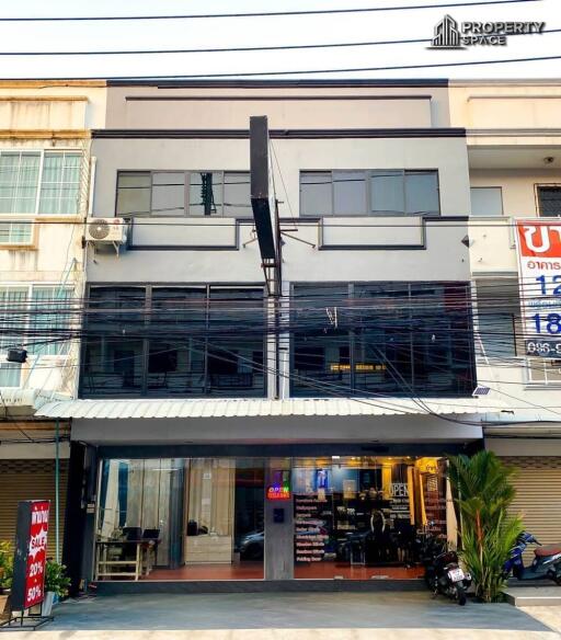 Commercial Building In Central Pattaya For Sale