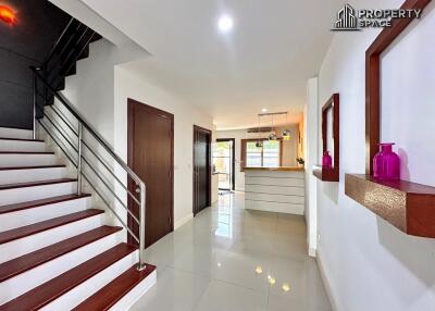 Modern 2 Bedroom Townhouse In East Pattaya For Sale