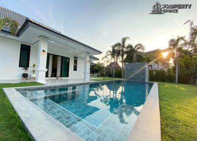 Spacious 4 Bedroom Pool Villa In The Lanterns Pattaya For Sale