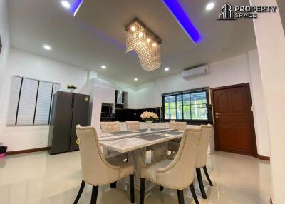 Spacious 4 Bedroom Pool Villa In The Lanterns Pattaya For Sale