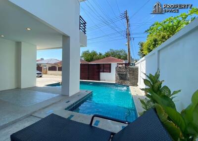 6 Bedroom Pool Villa In Jomtien Thailand For Sale